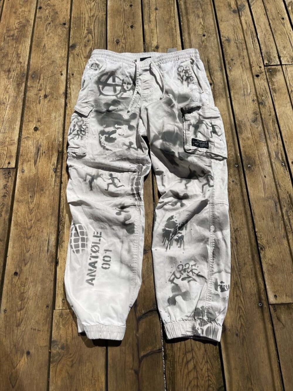 Y2K Cargo Jogger AOP Skulls Goth Grunge Punk Alt Dark 2000's Distressed Men Sz S